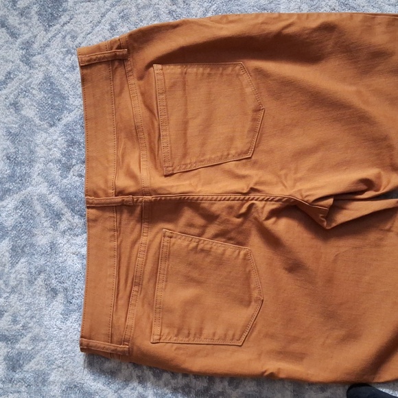 NWOT..St. John's Bay skinny leg jeans sz 14P - Picture 3 of 3